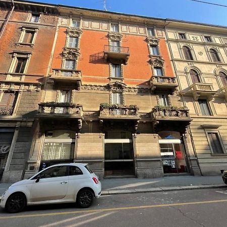 Deliziosa Stanza Nel Cuore Di Milano Εξωτερικό φωτογραφία
